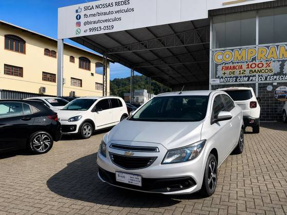 CHEVROLET PRISMA 1.4 MPFI LT 8V FLEX 4P AUTOMÁTICO CHEVROLET PRISMA 1.4 MPFI LT 8V FLEX 4P AUTOMÁTICO